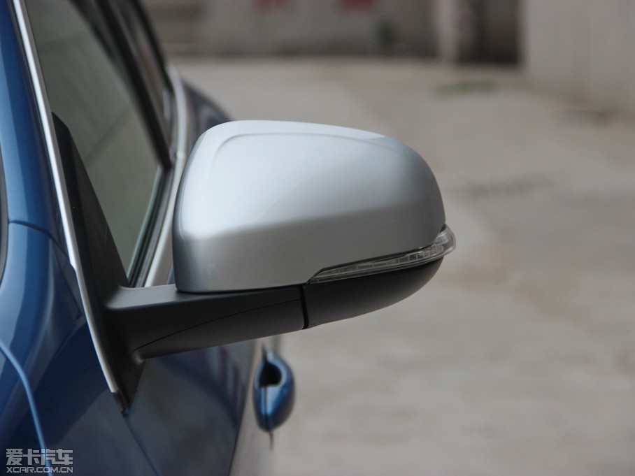 2015֠V60 2.0T T5  \Ӱ