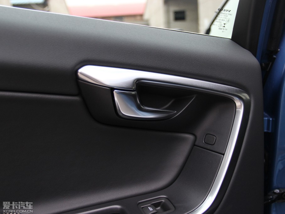 2015֠V60 2.0T T5  \Ӱ