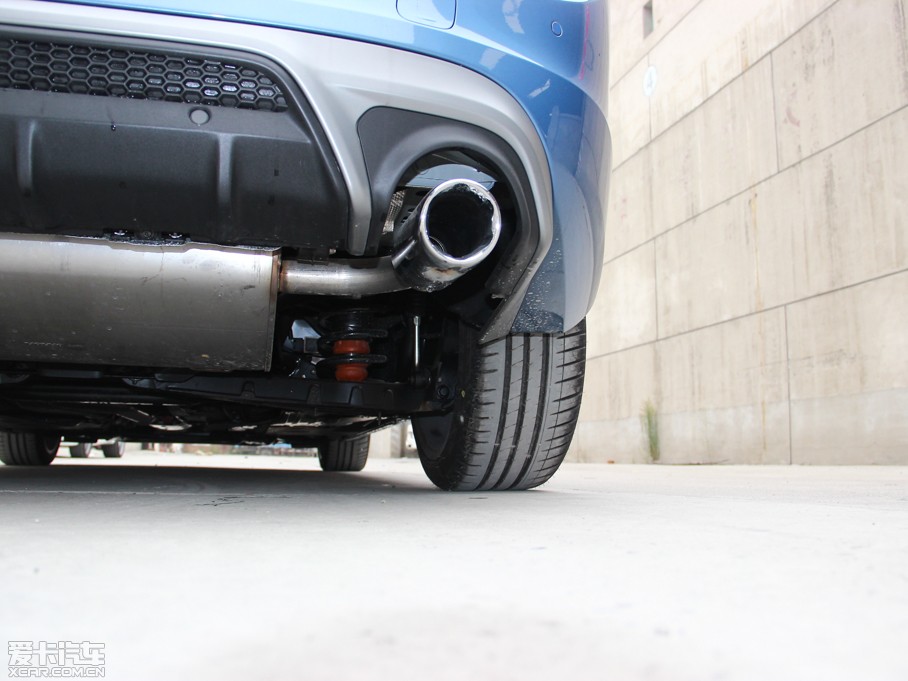 2015֠V60 2.0T T5  \Ӱ