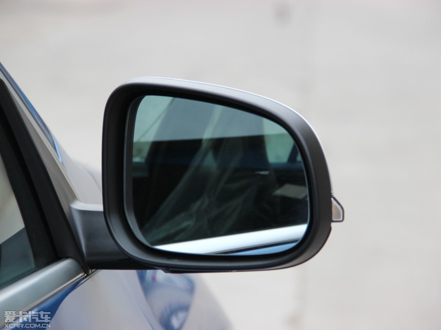 2015֠V60 2.0T T5  (g)\(yn)(dng)