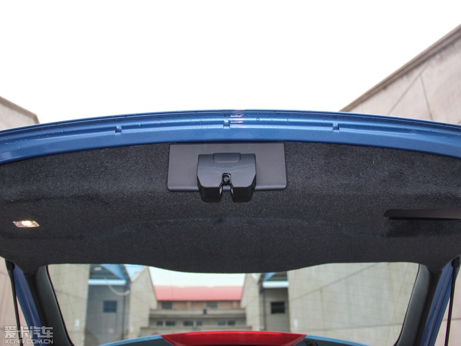 2015֠V60 2.0T T5  \Ӱ