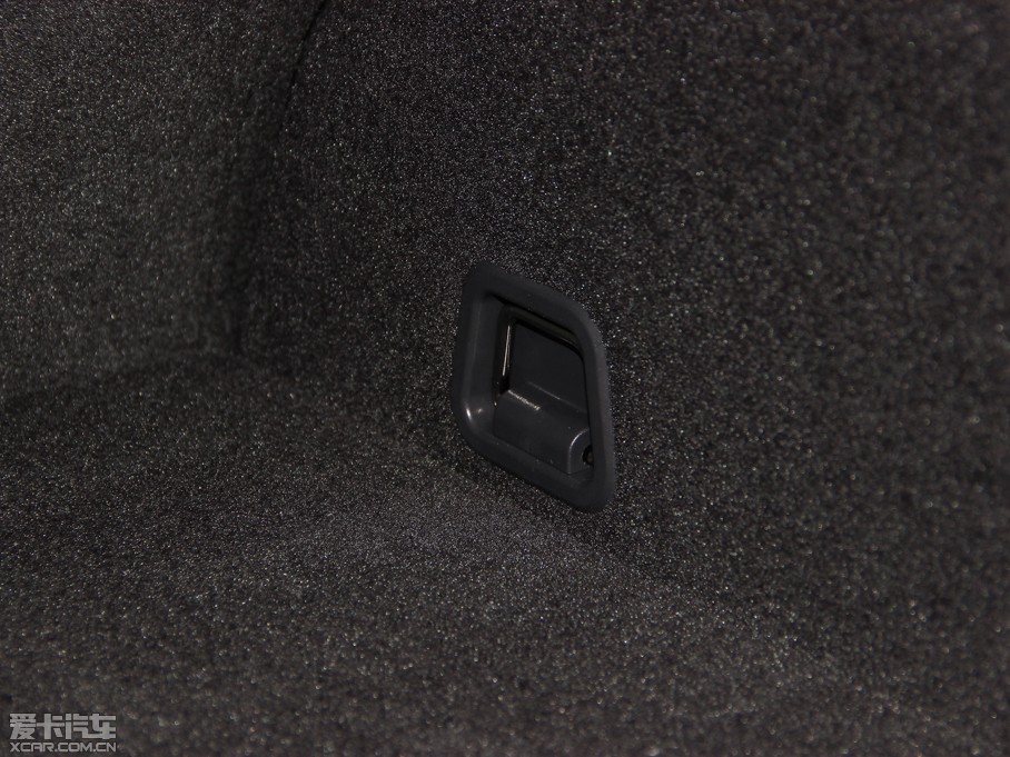 2015֠V60 2.0T T5  (g)\(yn)(dng)