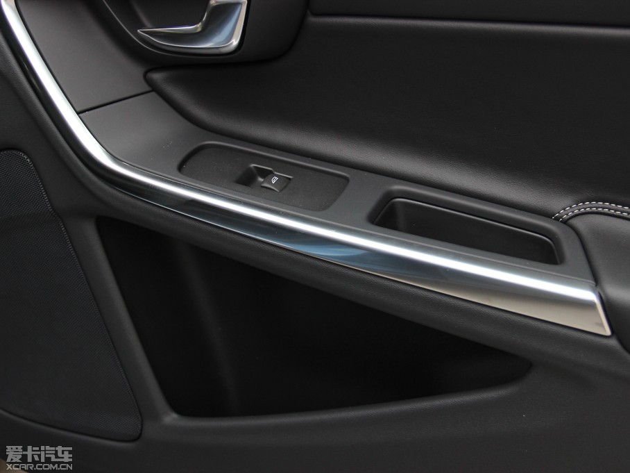 2015֠V60 2.0T T5  (g)\(yn)(dng)