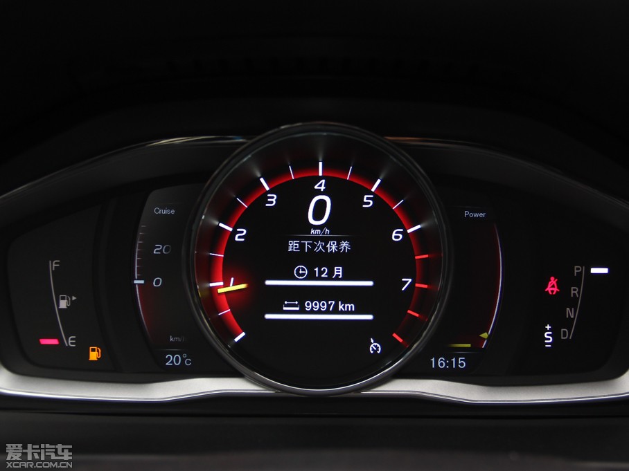 2015���֠���V60 2.0T T5 ���� �����\�Ӱ�