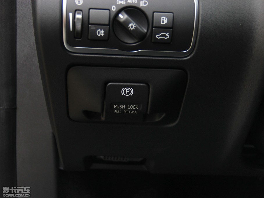 2015���֠���V60 2.0T T5 ���ݰ�