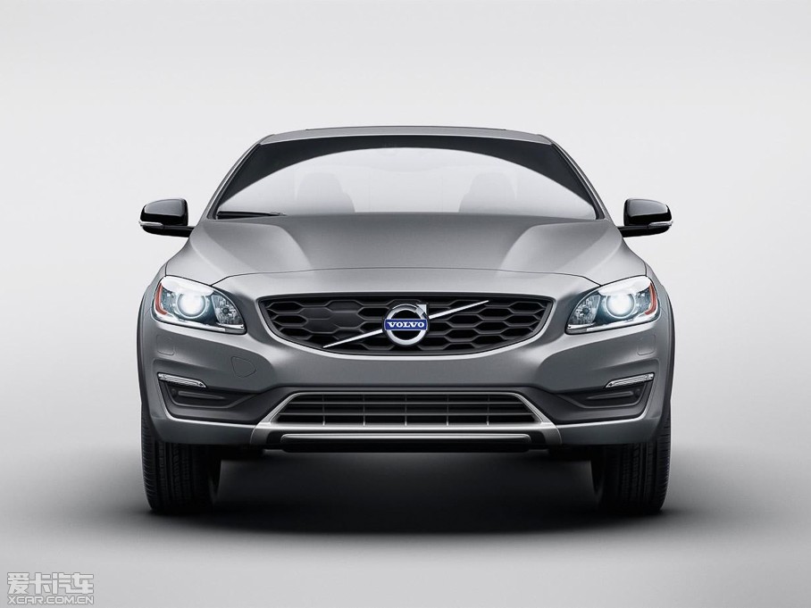 2015S60 Cross Country 