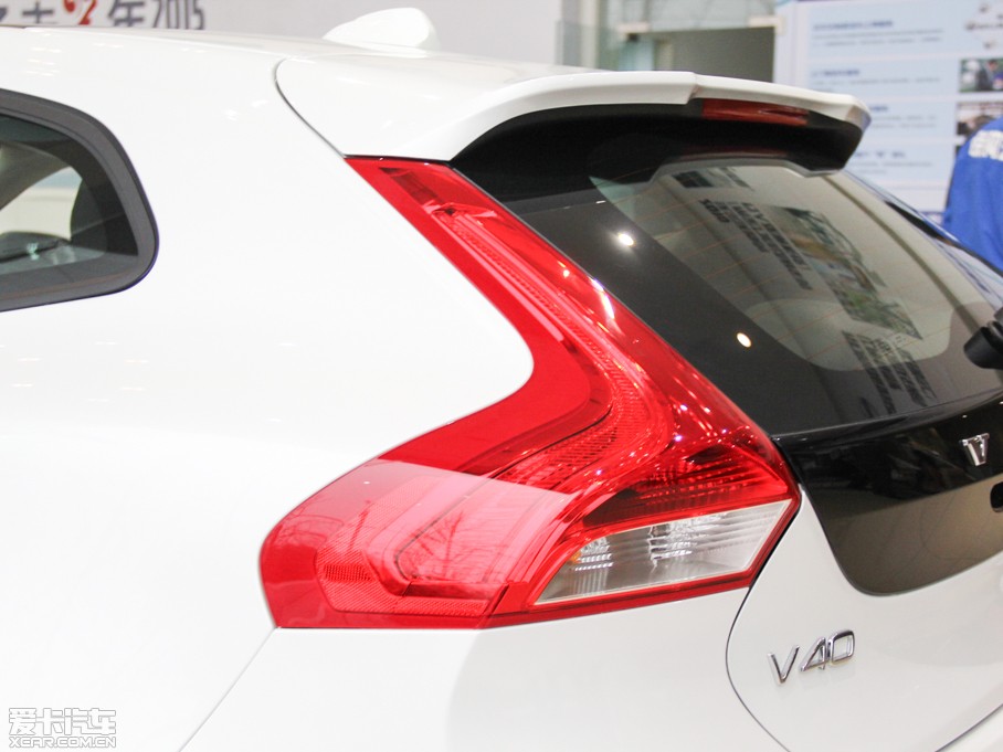 2015֠V40 1.6T ݰ