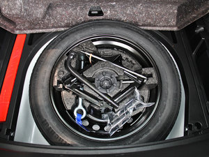2015款1.6T 智雅版 备胎