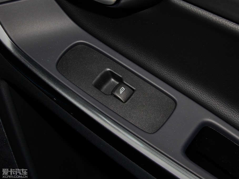 2015֠XC60(M) 2.0T T5 ݰ