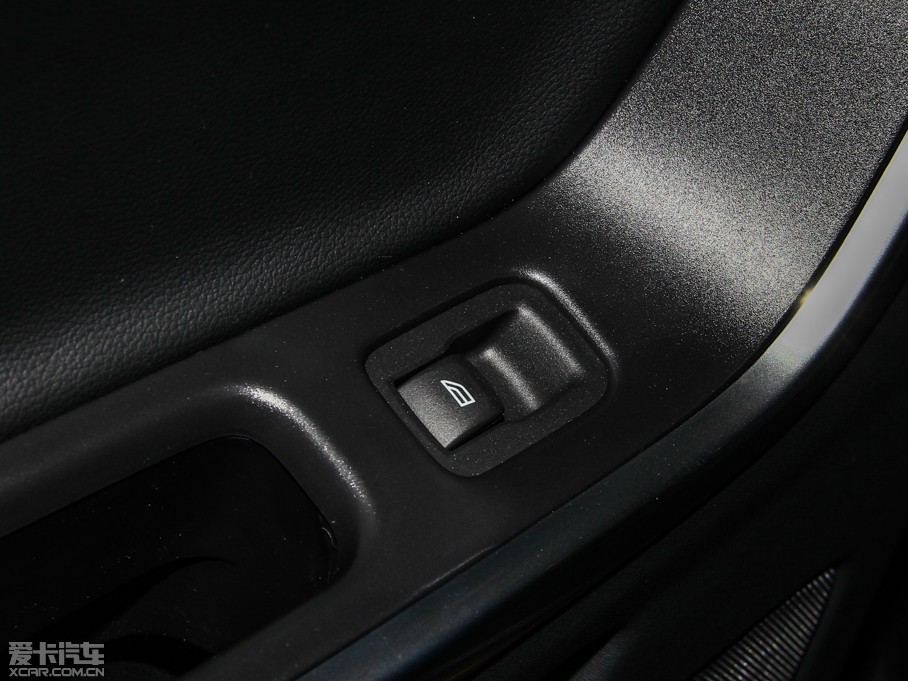 2015֠XC60(M) 2.0T T5 ݰ