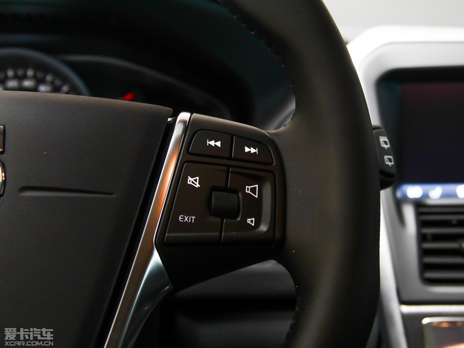 2015֠XC60(M) 2.0T T5 ݰ