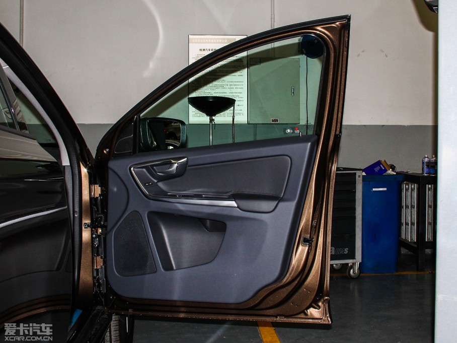 2015֠XC60(M) 2.0T T5 ݰ