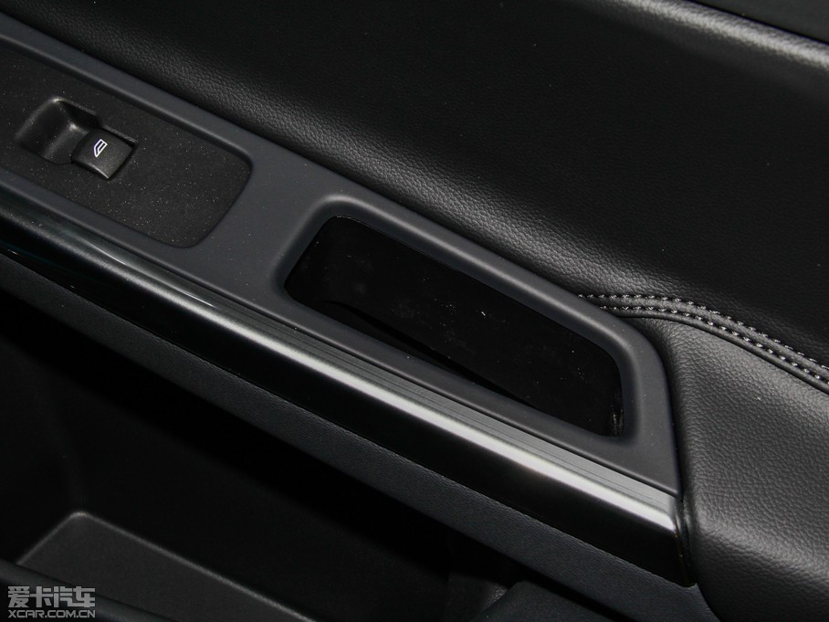 2015֠XC60(M) 2.0T T5 ݰ