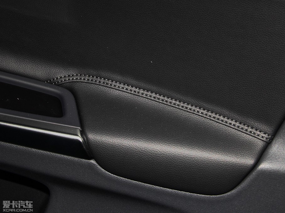 2015֠XC60(M) 2.0T T5 ݰ