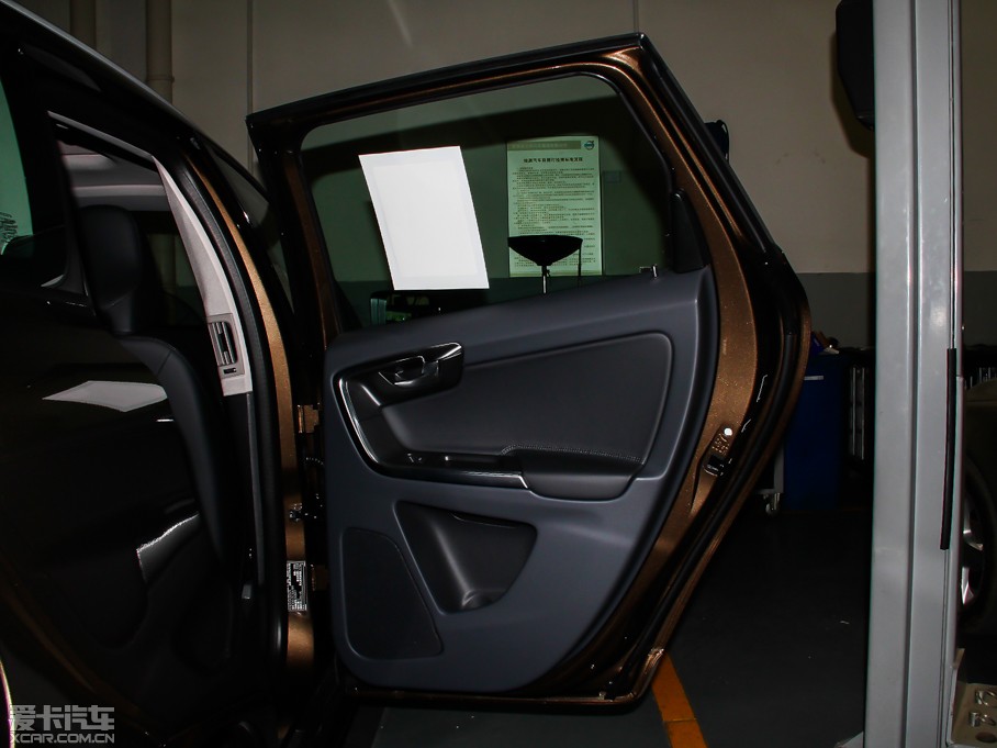 2015֠XC60(M) 2.0T T5 ݰ