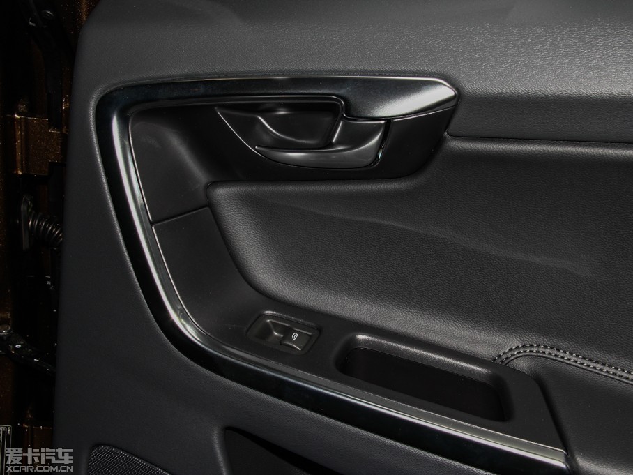 2015֠XC60(M) 2.0T T5 ݰ