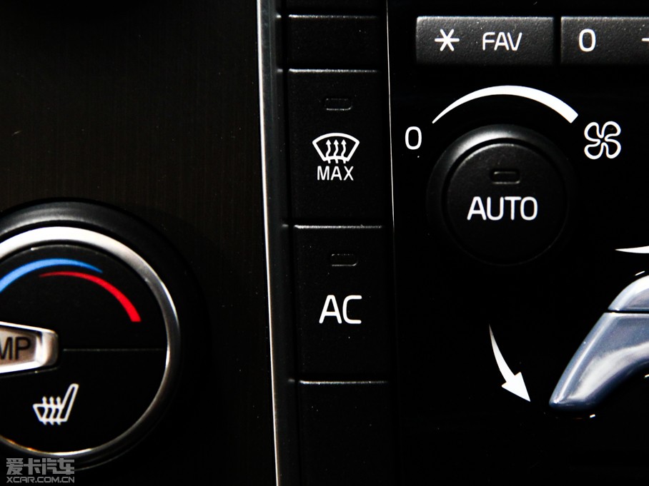 2015֠XC60(M) 2.0T T5 ݰ