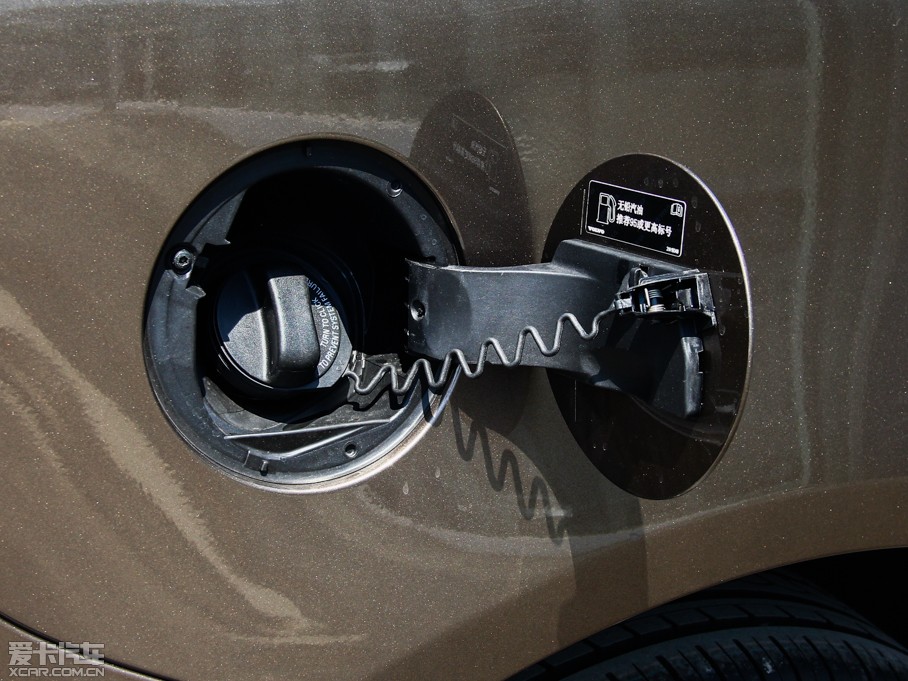 2015֠XC60(M) 2.0T T5 ݰ