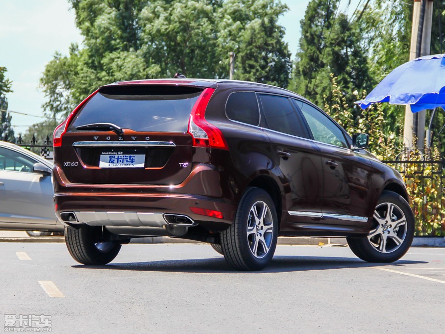 2015֠XC60(M) 2.0T T5 Ű