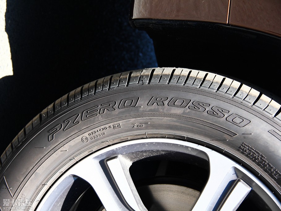 2015֠XC60(M) 2.0T T5 Ű