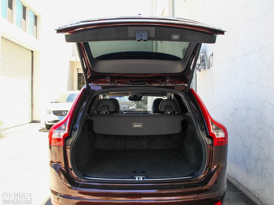 2015֠XC60(M) 2.0T T5 Ű