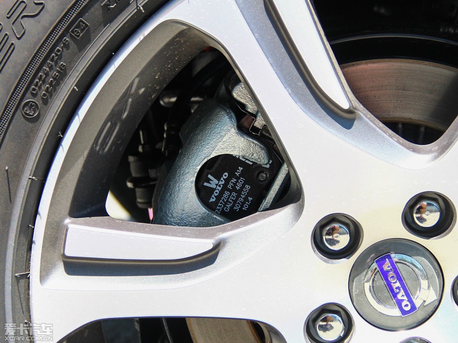 2015֠XC60(M) 2.0T T5 Ű