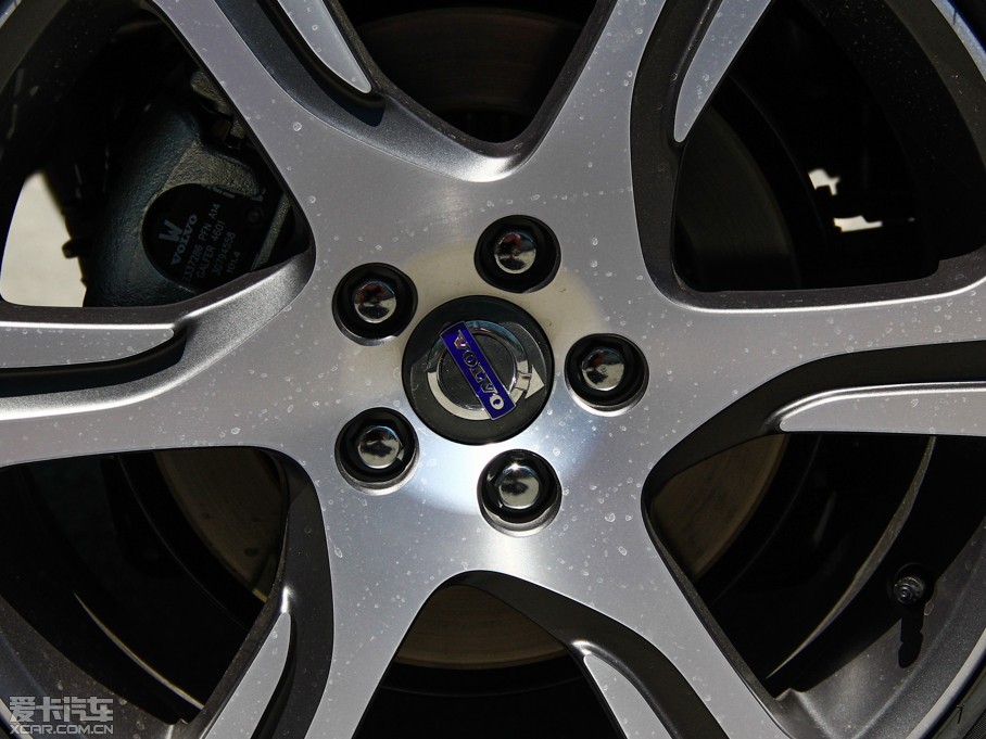 2015֠XC60(M) 2.0T T5 Ű