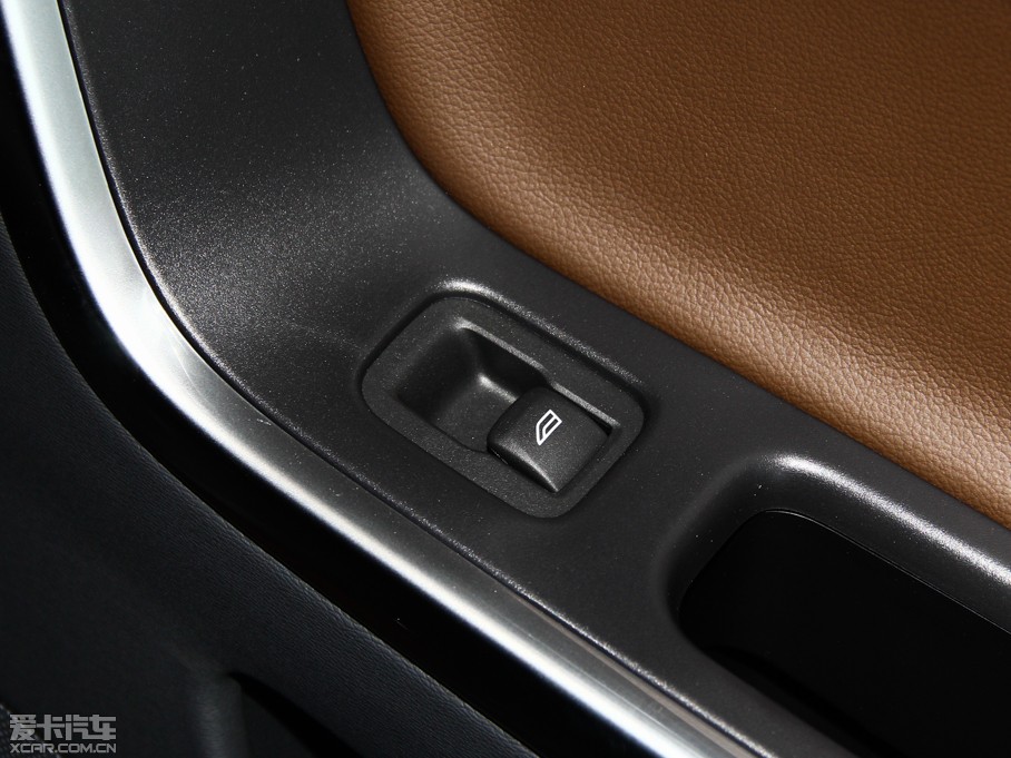 2015֠XC60(M) 2.0T T5 Ű