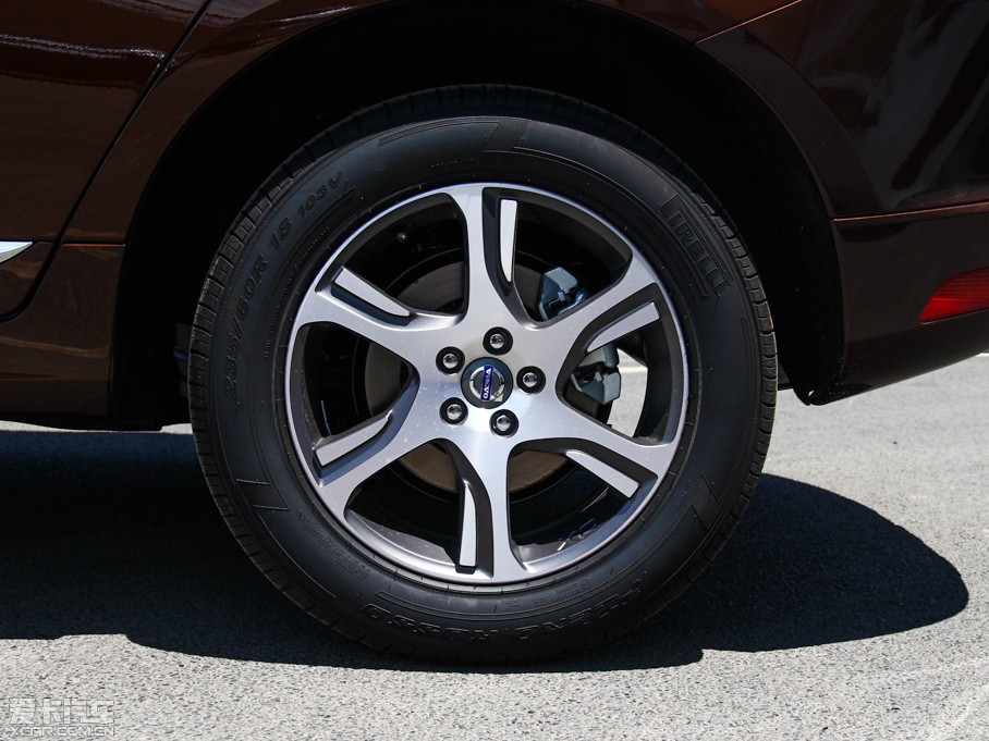 2015֠XC60(M) 2.0T T5 Ű