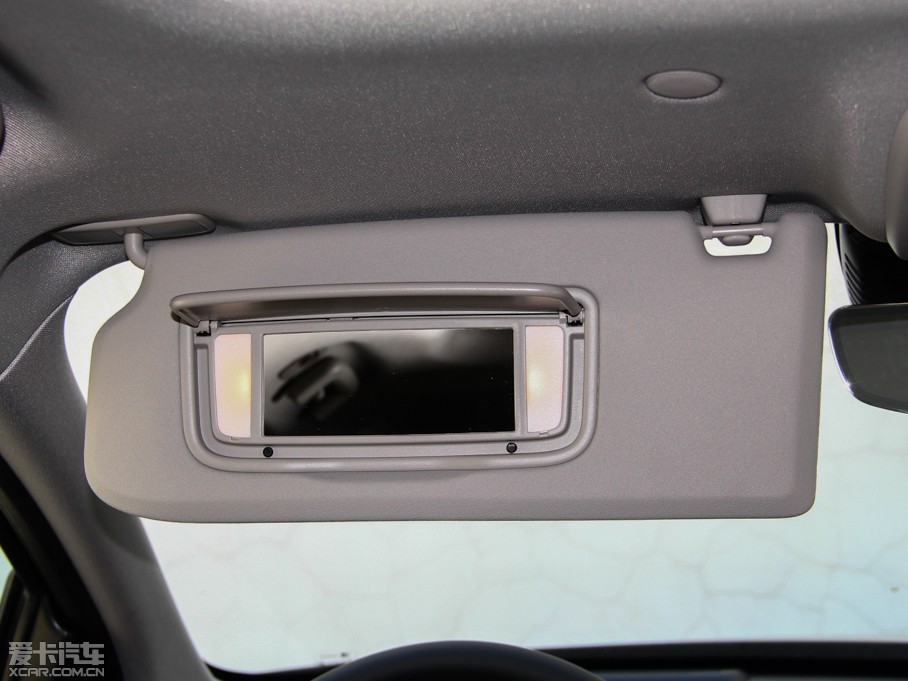 2015֠XC60(M) 2.0T T5 Ű