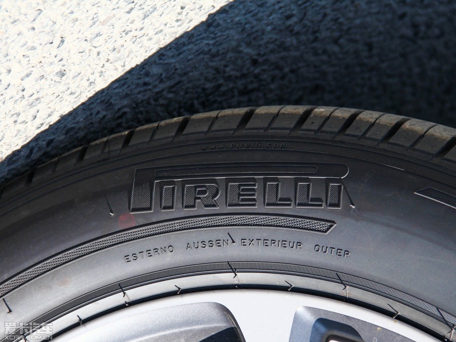 2015֠XC60(M) 2.0T T5 Ű