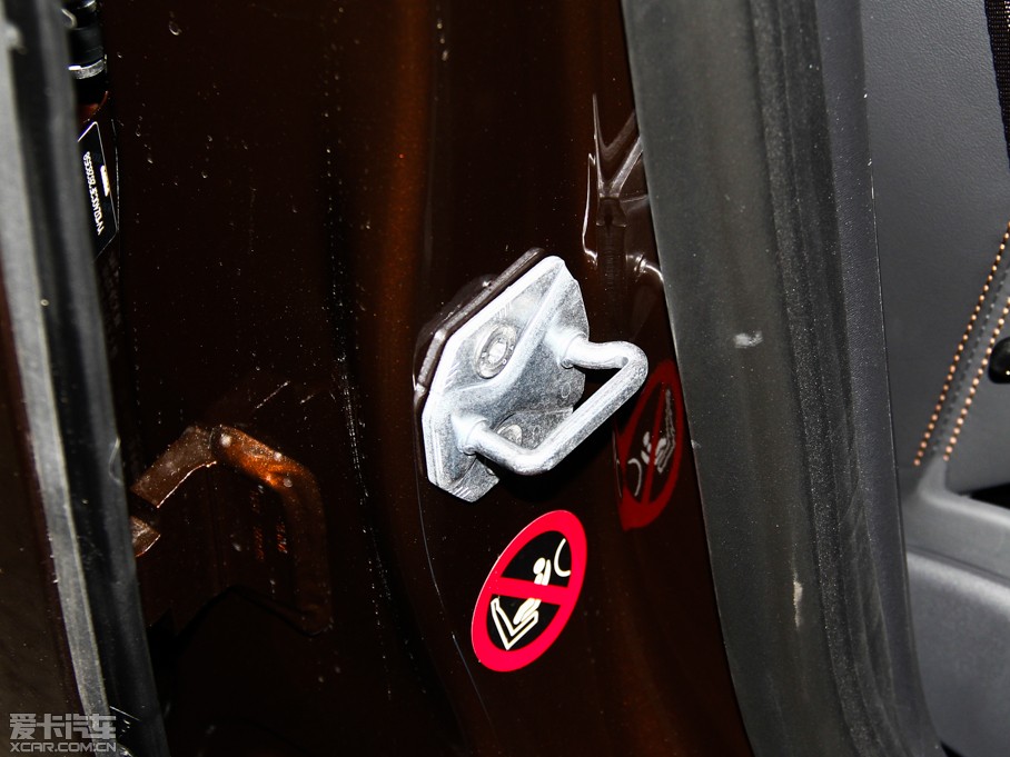 2015֠XC60(M) 2.0T T5 Ű