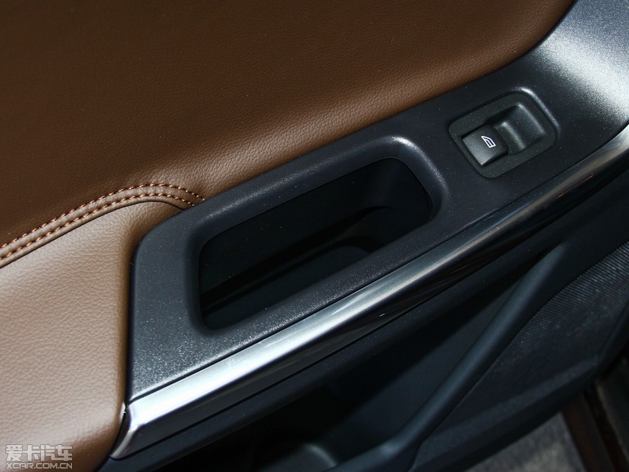 2015֠XC60(M) 2.0T T5 Ű