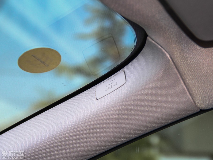 2015֠XC60(M) 2.0T T5 Ű