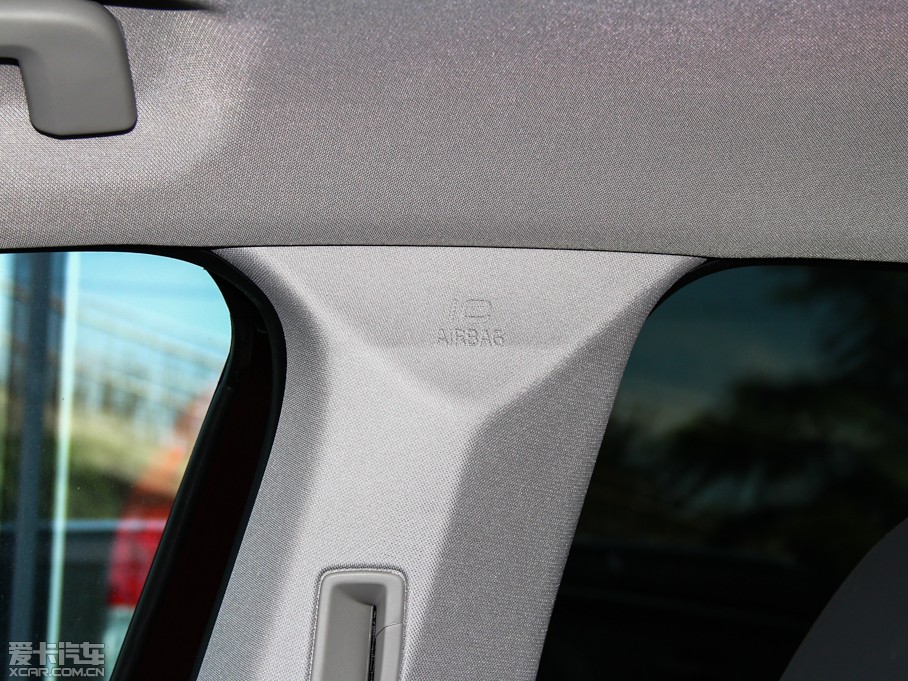 2015֠XC60(M) 2.0T T5 Ű