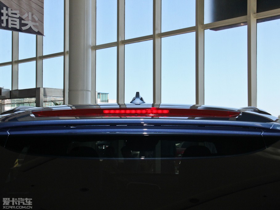 2015���֠���XC60(�M��) 2.0T T5 �����\�Ӱ�