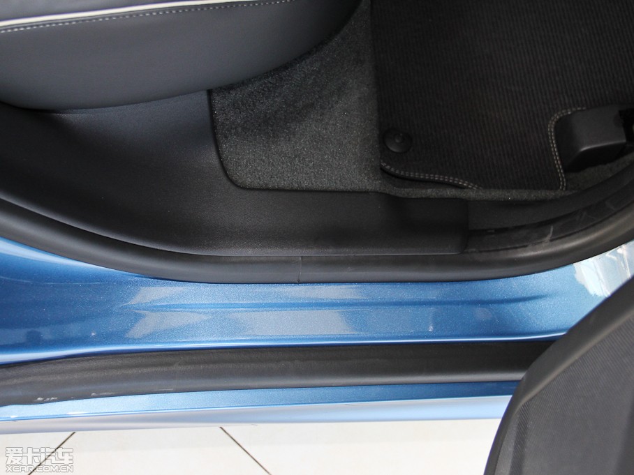 2015֠XC60(M) 2.0T T5 \Ӱ