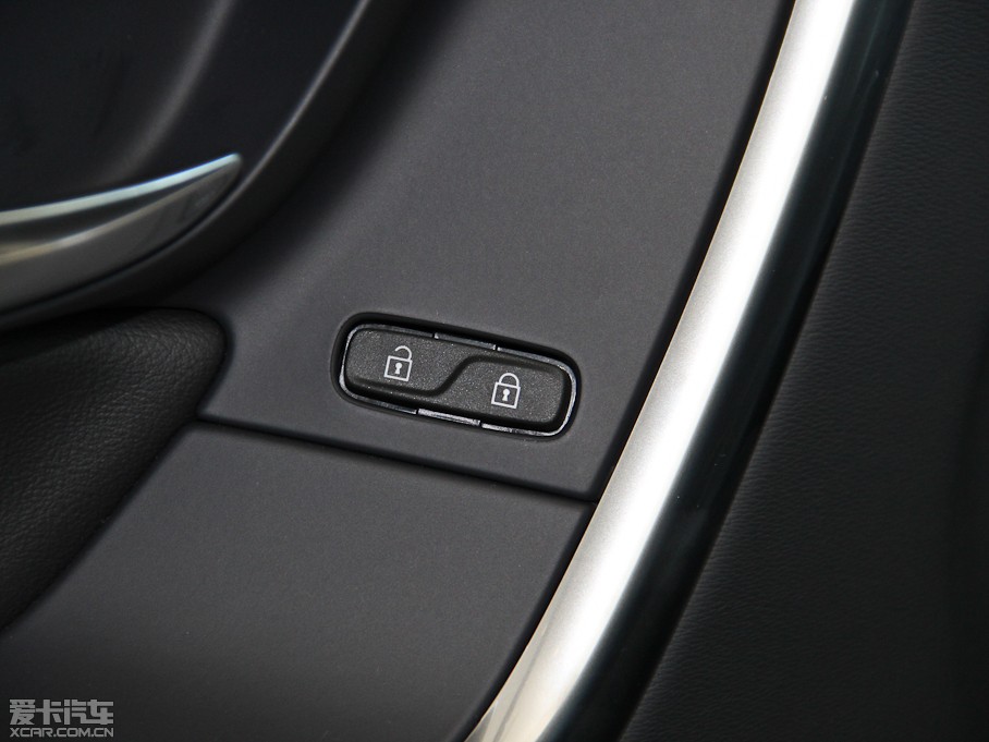 2015֠XC60(M) 2.0T T5 \Ӱ