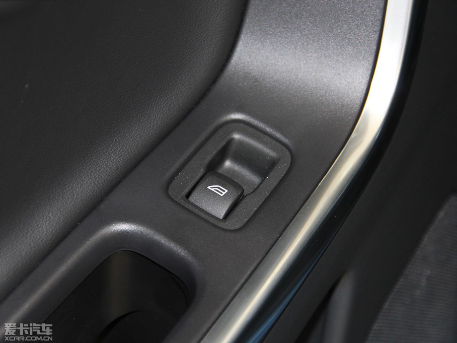 2015֠XC60(M) 2.0T T5 \Ӱ