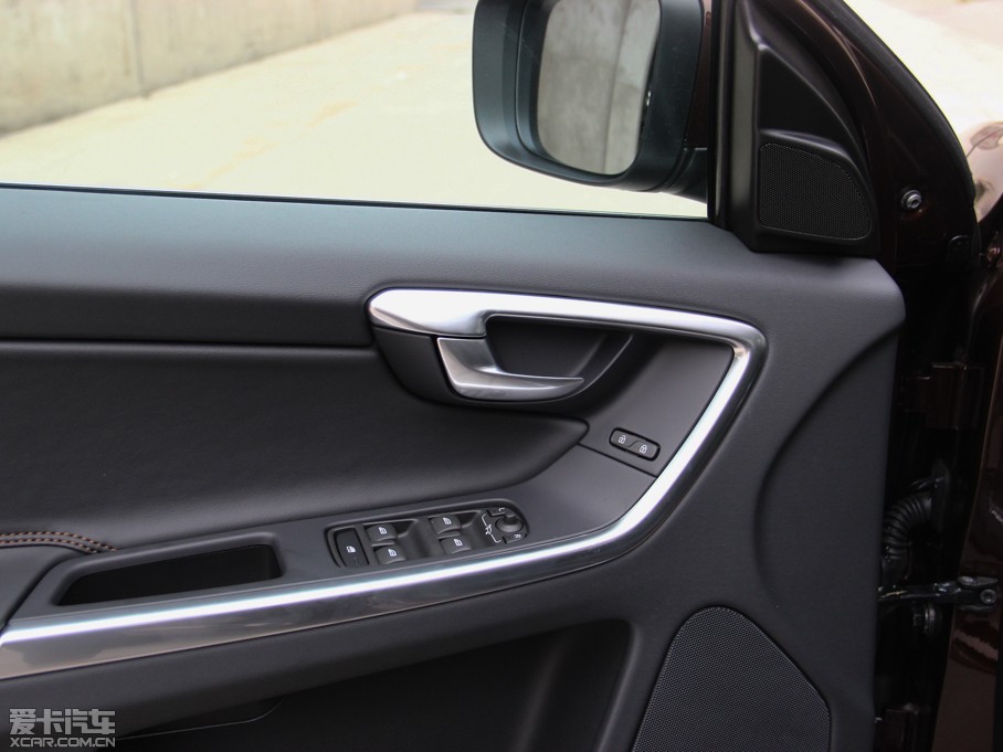 2015֠XC60(M) 3.0T T6 ݰ