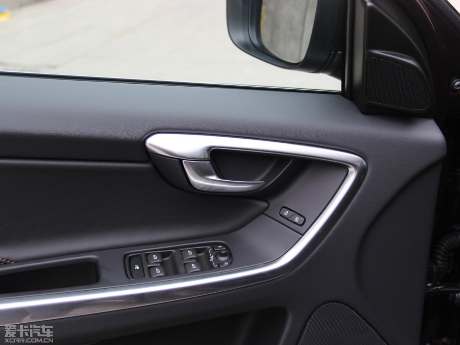 2015֠XC60(M) 3.0T T6 ݰ