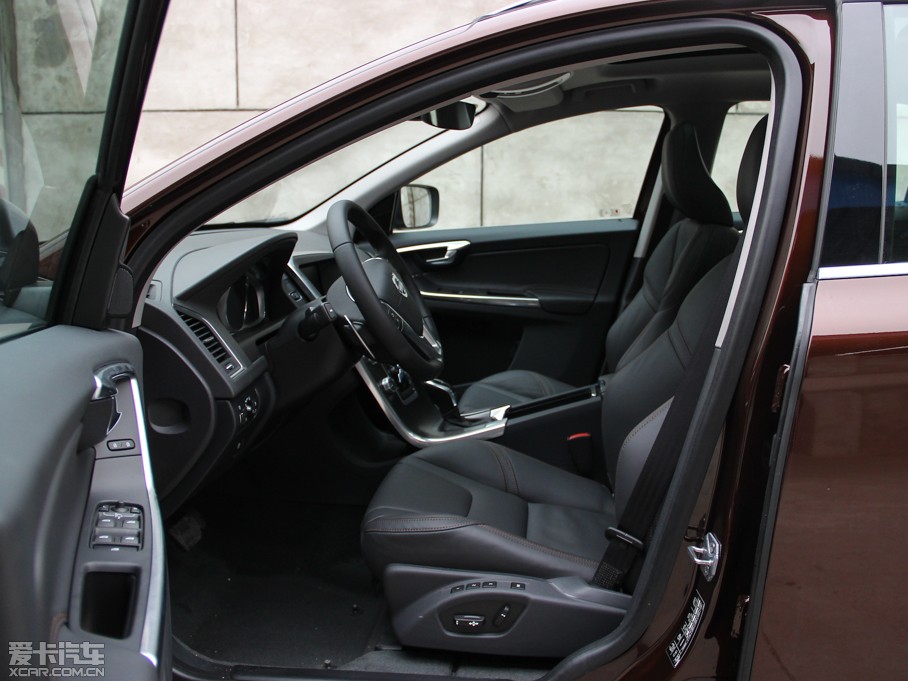 2015֠XC60(M) 3.0T T6 ݰ