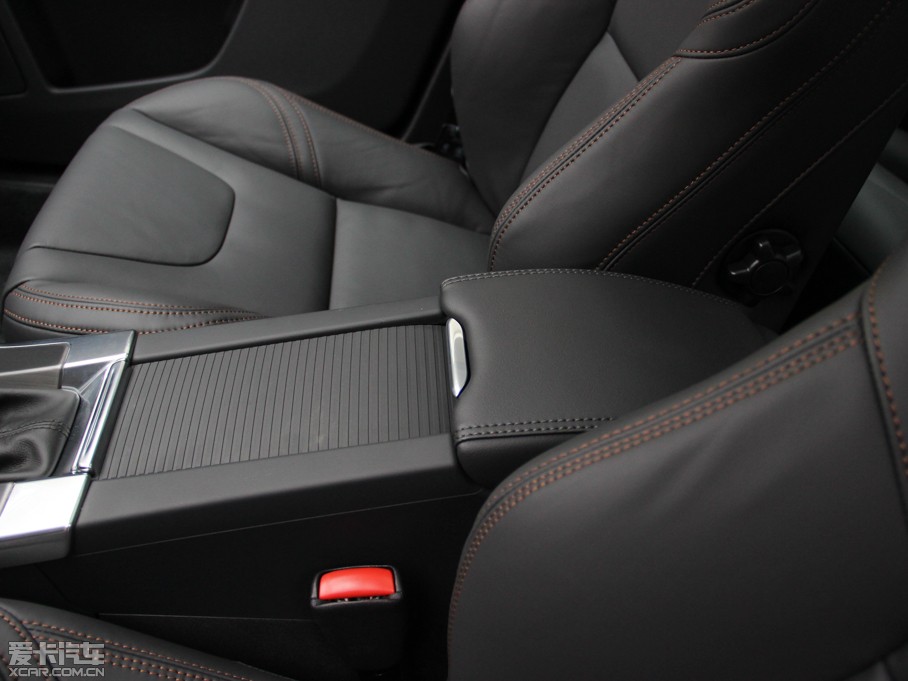 2015֠XC60(M) 3.0T T6 ݰ