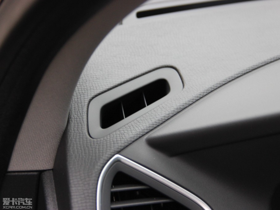 2015֠XC60(M(jn)) 3.0T T6 ݰ