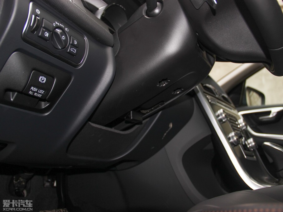 2015֠XC60(M) 3.0T T6 ݰ