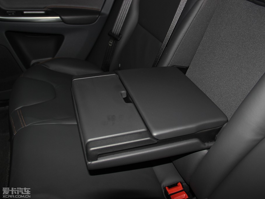 2015֠XC60(M) 3.0T T6 ݰ