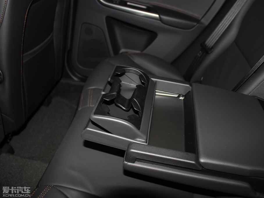 2015֠XC60(M) 3.0T T6 ݰ