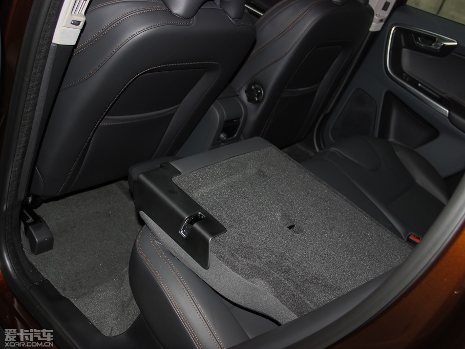 2015֠XC60(M) 3.0T T6 ݰ