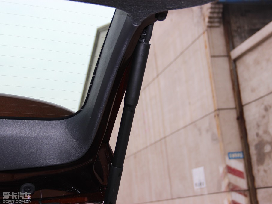 2015֠XC60(M(jn)) 3.0T T6 ݰ