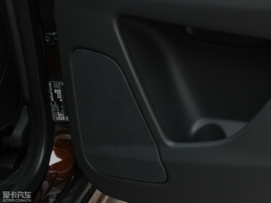 2015֠XC60(M) 3.0T T6 ݰ